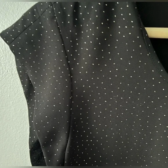 NWT Reitmans Black Cap Sleeve sequin blouse small PTP 19inch - Picture 4 of 7